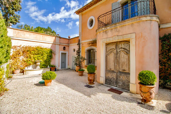 Bastide des Collines